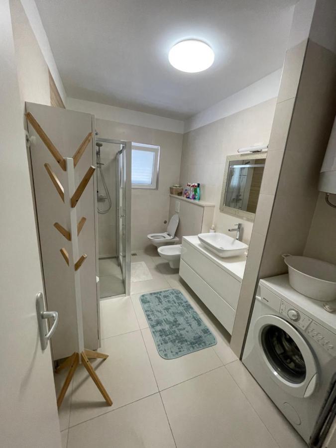 Petra Apartment Split Exterior photo